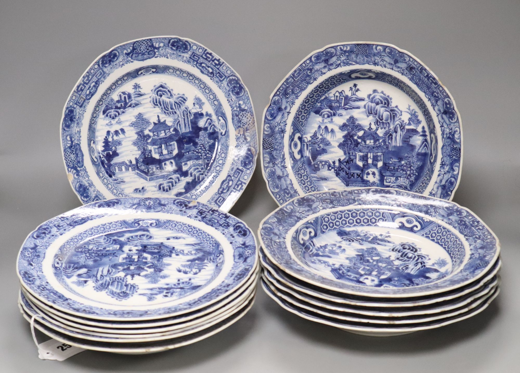 A collection of Chinese blue and white plates, Qianlong period, Fitzhugh borders (13)